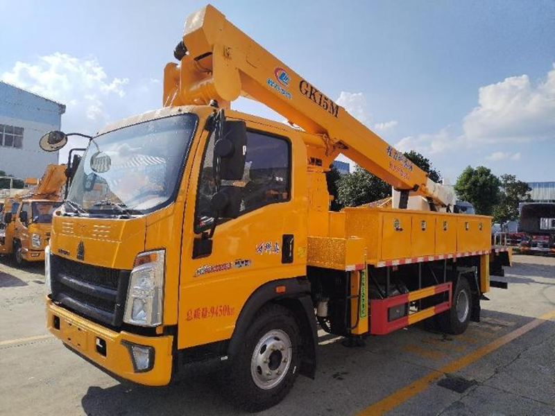 豪沃15米混合臂绝缘臂高空作业车