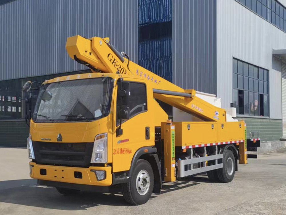 豪沃20米双变幅绝缘臂车