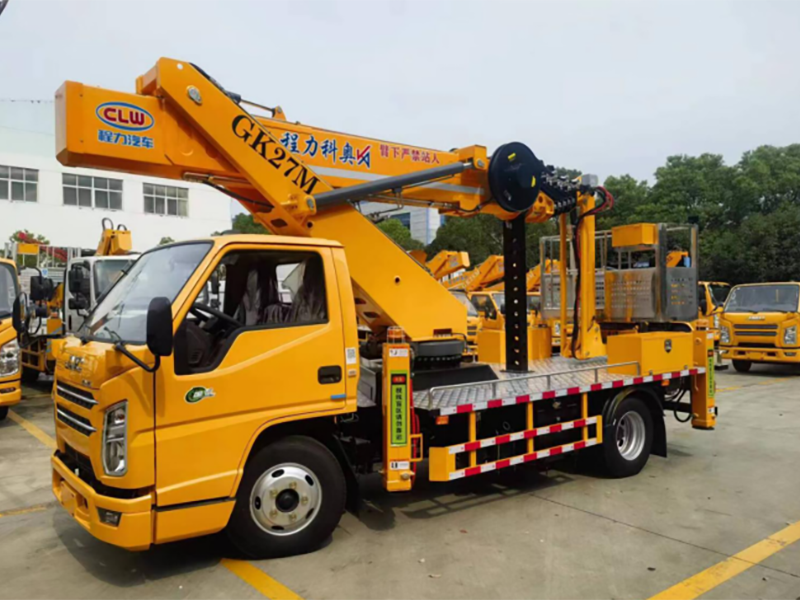 江铃小飞臂27米型高空作业车