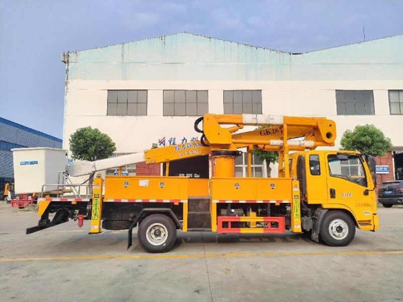 陕汽18米绝缘高空作业车