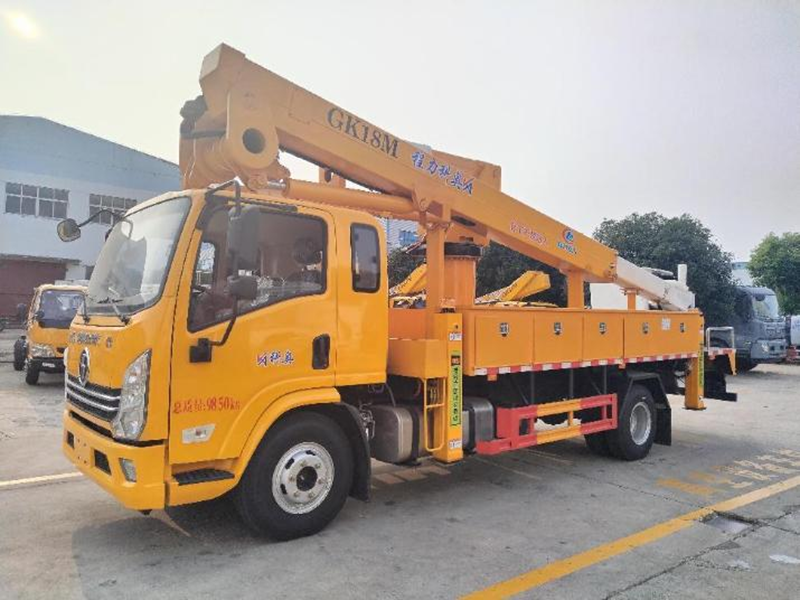 陕汽18米绝缘高空作业车