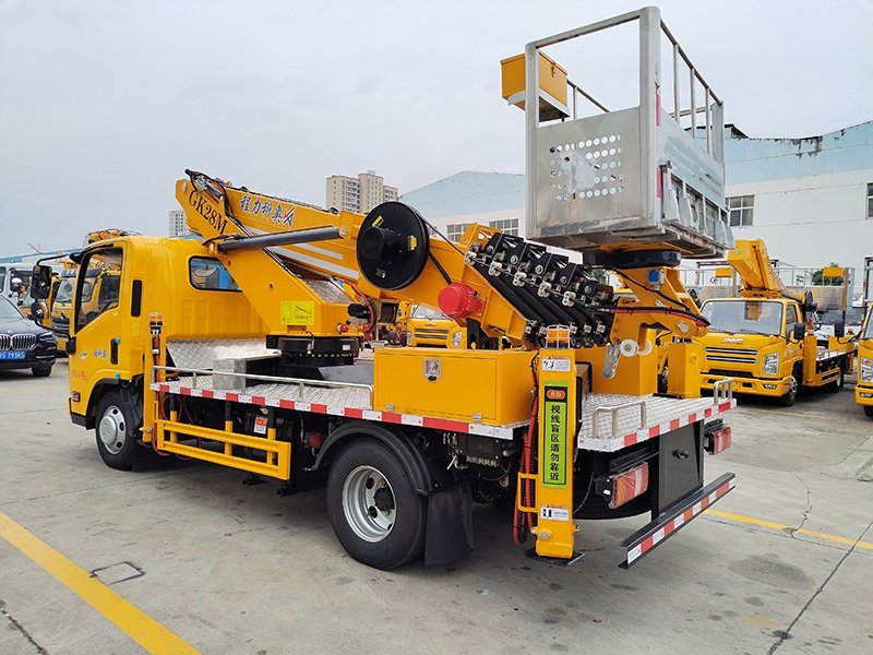 五十铃28米2.82高度蓝牌型高空作业车