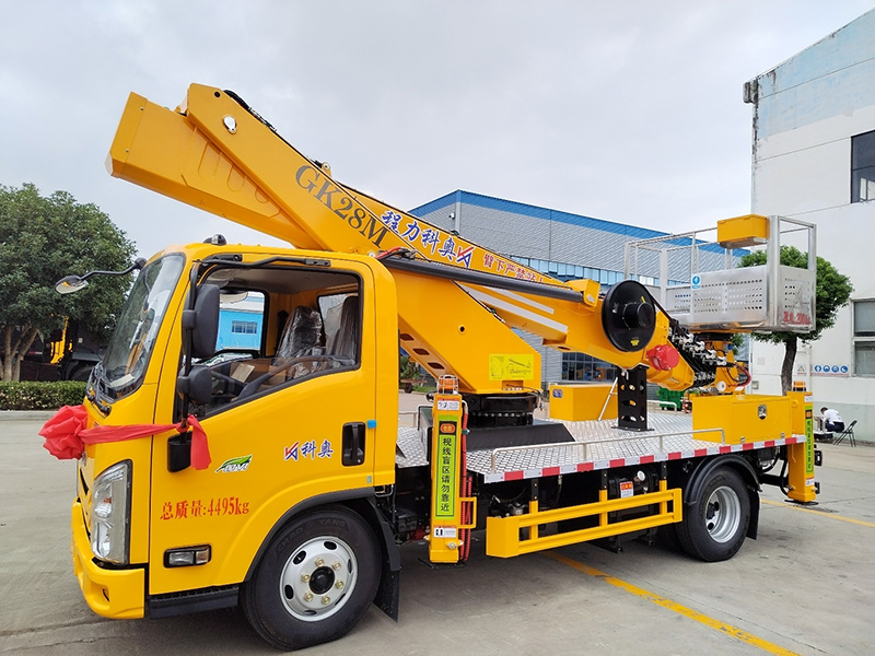 五十铃28米蓝牌型高空作业车