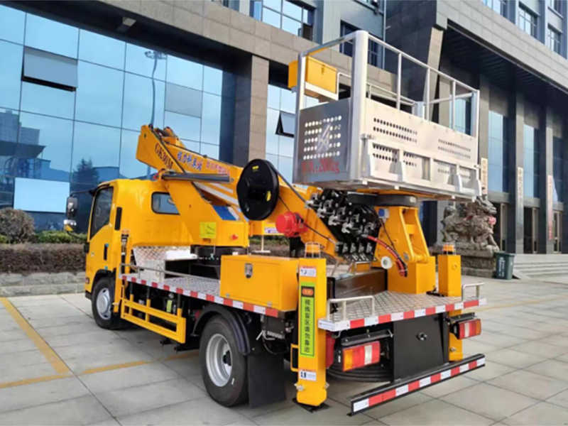 五十铃30米蓝牌型高空作业车