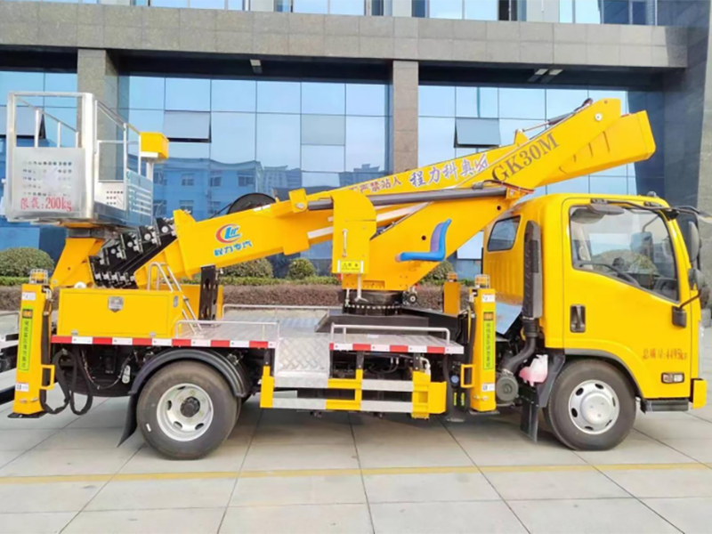 五十铃30米蓝牌型高空作业车