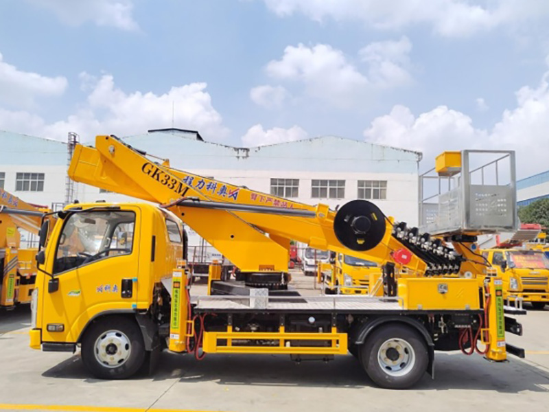 五十铃33米蓝牌型高空作业车