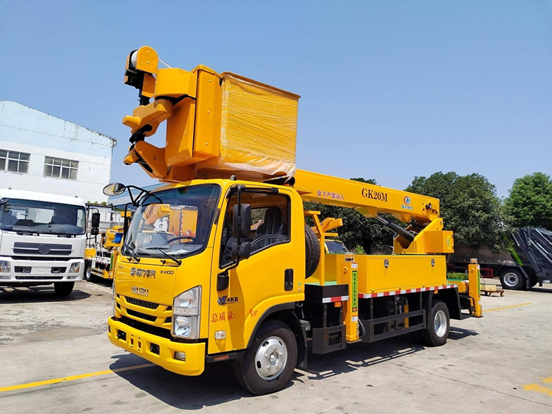 五十铃前置斗绝缘高空作业车