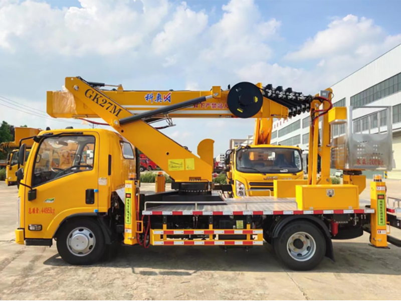 五十铃小飞臂27米蓝牌型高空作业车